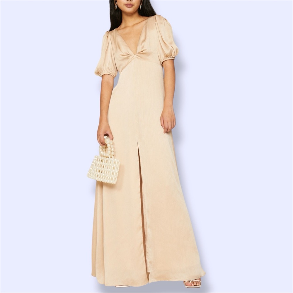 Sachin & Babi Alli Gown